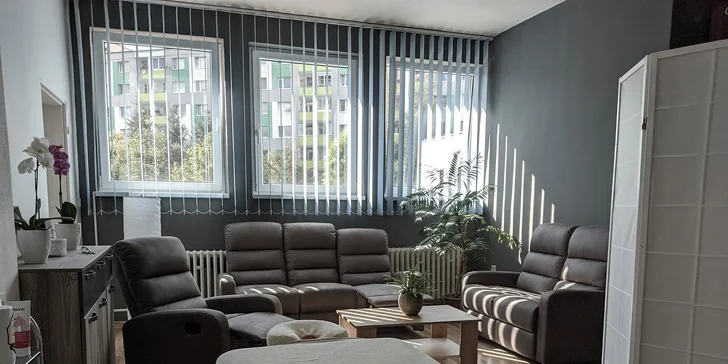 Klasická, reflexná, športová či medová masáž, lymfodrenáž alebo uvoľňujúca masáž nôh