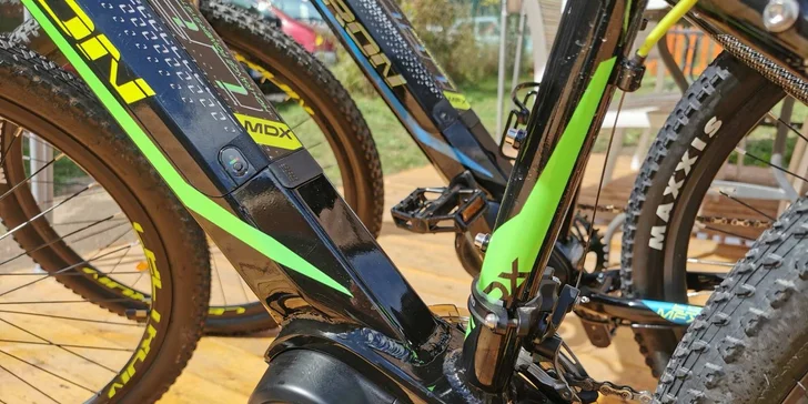 Užite si cyklojeseň: požičanie elektrického bicykla na 1 alebo 2 dni