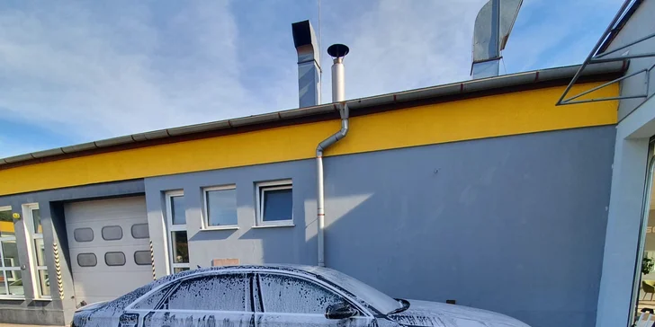 Kompletné umytie exteriéru a interiéru vozidla
