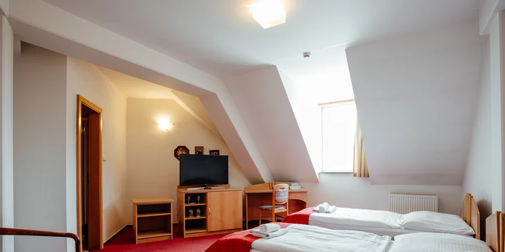 Pobyt v 4* Hoteli Pod Zámkom: polpenzia a vstup do wellness