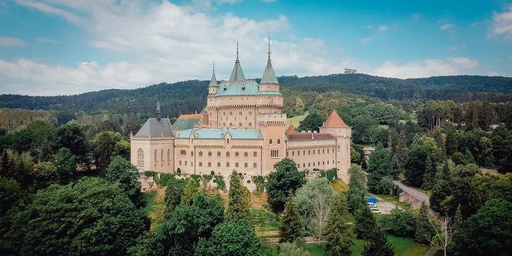 Pobyt v 4* Hoteli Pod Zámkom: polpenzia a vstup do wellness