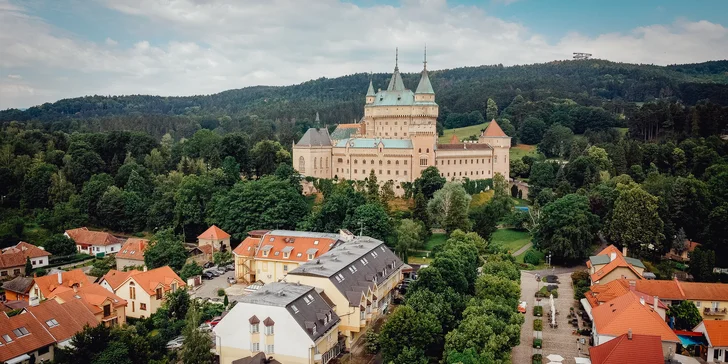 Pobyt v 4* Hoteli Pod Zámkom: polpenzia a vstup do wellness