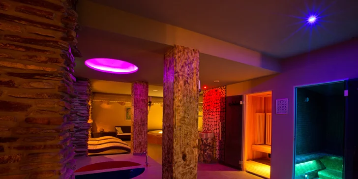 Vstup do Zbojníckeho SPA & WELLNESS s pivným kúpeľom alebo večerou pre 2 osoby
