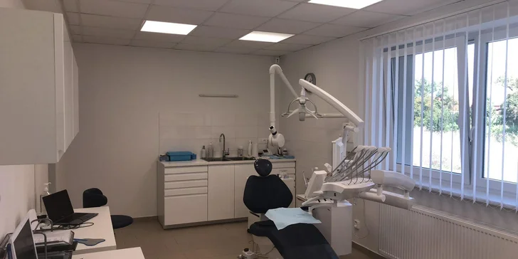 Získajte oslnivý úsmev s bielením zubov a dentálnou hygienou!