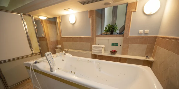 Wellness pobyt s polpenziou: 4* hotel v Karlových Varoch