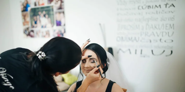 Líčenie, úprava obočia, nové mihalnice či lifting v štúdiu Wiktória Visage