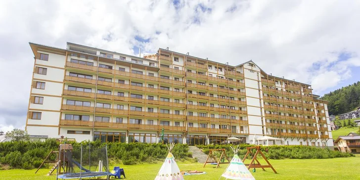 Wellness pobyt na Donovaloch: 4* hotel, polpenzia a saunový svet