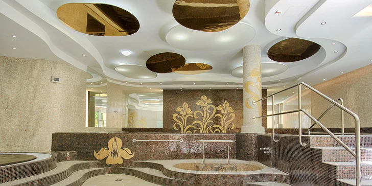 4* hotel iba 2 minúty od kolonády: raňajky alebo polpenzia, neobmedzený vstup do wellness a procedúry