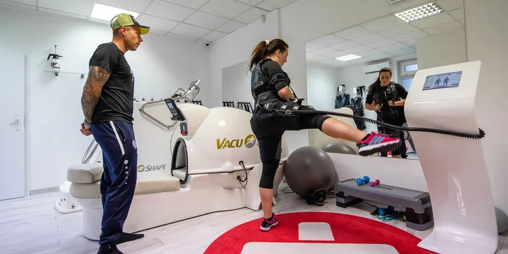 Vyskúšajte prístrojové cvičenia Vacushape V4 INFRA, Vacubike či XBODY fitness