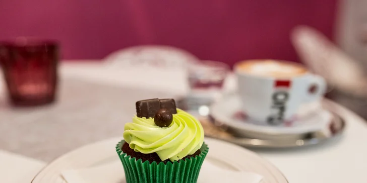 Lahodná káva a nadýchané cupcakes v novej košickej Mafinkárni
