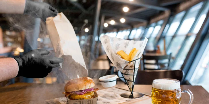 NOVINKA! Smoked burger zaúdený jemným dymom z ovocného dreva