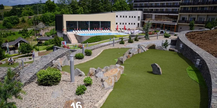 Babyfriendly Hotel Sitno****: chutná polpenzia, krásne okolie a neobmedzený vstup do wellness zóny