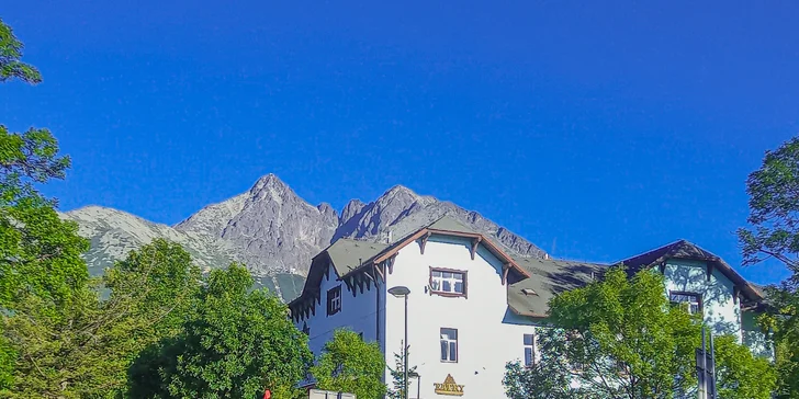 Pobyt s polpenziou v srdci Tatranskej Lomnice s výhľadom na Tatry