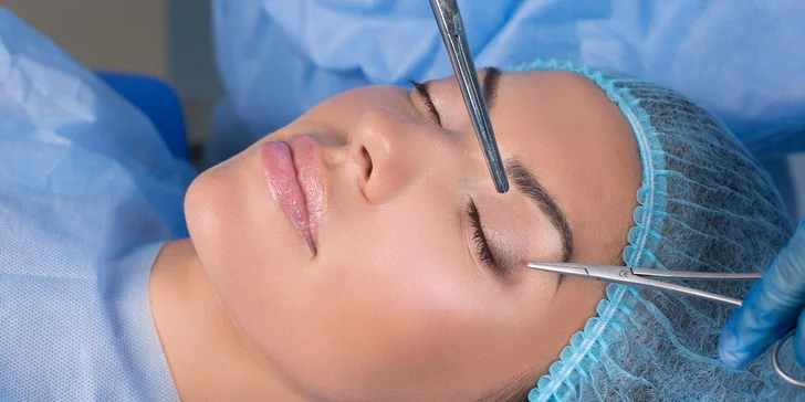 Operácia horných viečok v Scarlett clinic