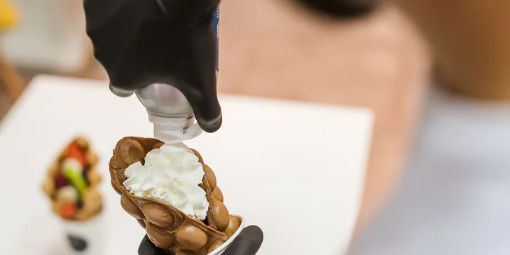 Lahodné bubble waffle alebo churros v STREET DREAMZ!