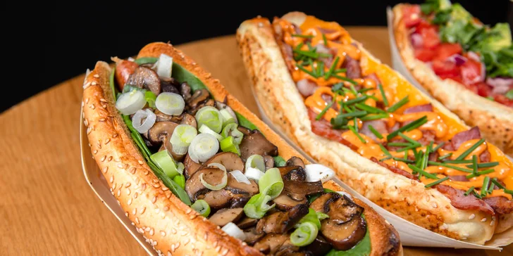 Hot dog či Poutine aj s bezodným nápojom od Chuck & Frida Bory Mall