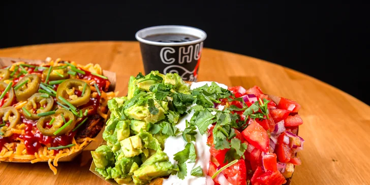 Hot dog či Poutine aj s bezodným nápojom od Chuck & Frida Bory Mall