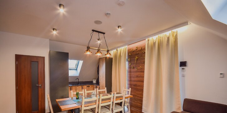 Plne zariadená štýlová Chata MartinSki priamo na Martinských holiach s fínskou saunou a vírivkou pre 18 ľudí