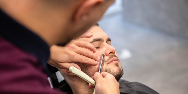 Profesionálny strih detí, pánov a úprava brady v Balkan Barbershop