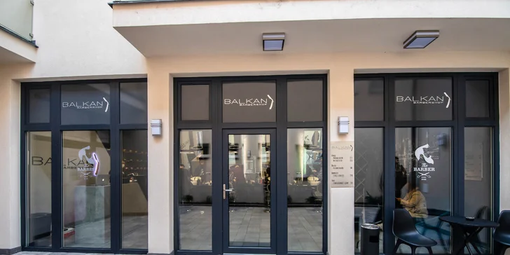 Profesionálny strih detí, pánov a úprava brady v Balkan Barbershop