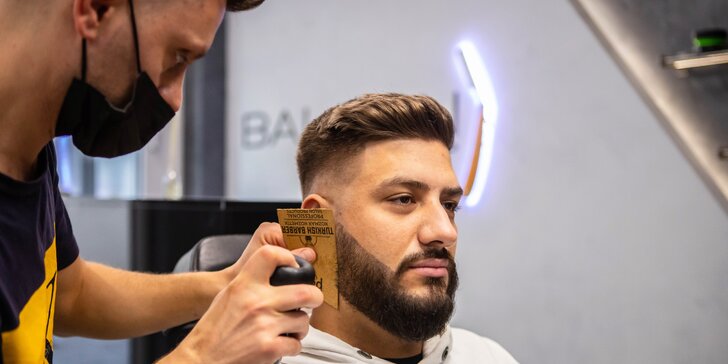 Profesionálny strih detí, pánov a úprava brady v Balkan Barbershop