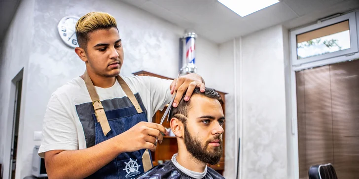 Profesionálny pánsky strih a úprava brady vo FATHER BARBER SHOP