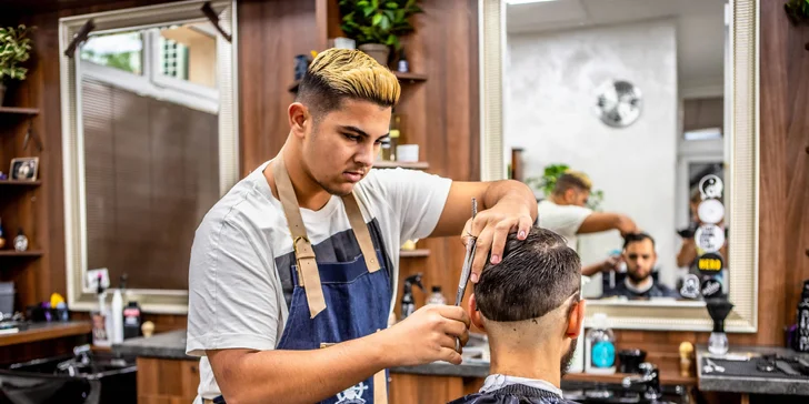 Profesionálny pánsky strih a úprava brady vo FATHER BARBER SHOP
