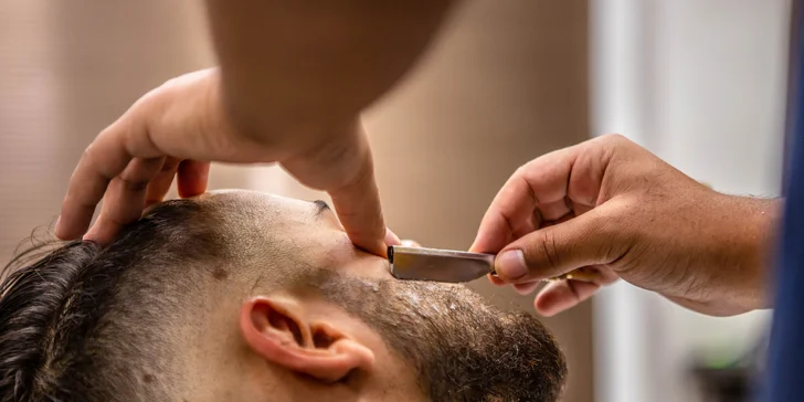 Profesionálny pánsky strih a úprava brady vo FATHER BARBER SHOP
