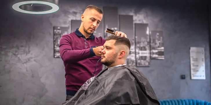Profesionálny strih detí, pánov a úprava brady v Balkan Barbershop