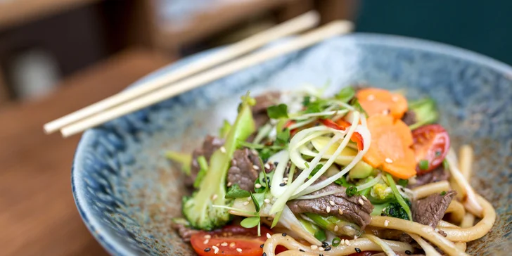 Udon rezance s hovädzím mäsom a teriyaki omáčkou – rozvoz v rámci Košíc