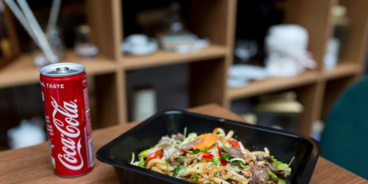 Udon rezance s hovädzím mäsom a teriyaki omáčkou – rozvoz v rámci Košíc