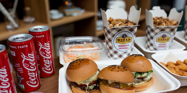 MIX BOX plný mini burgerov, kebabu a príloh pre 3 osoby - len rozvoz