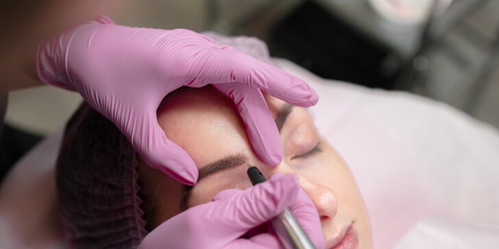 Permanentný make-up obočia, pier či očných liniek alebo odstránenie PMU