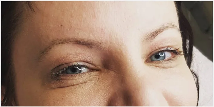Perfektný permanentný make-up obočia, pier či očných liniek