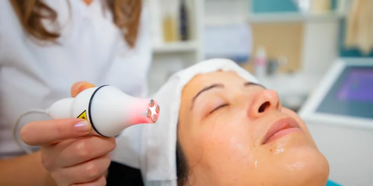 Ošetrenia pre nádhernú pleť: kavitačný peeling, sonoforéza, LED terapia, masáž či ultrazvuk