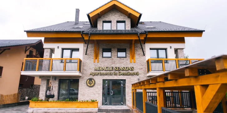 Luxusný pobyt v úplne nových apartmánoch v blízkosti Jasnej: každodenný wellness a platnosť aj na zimnú sezónu