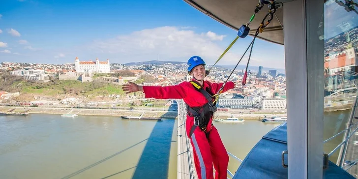 Skywalk UFO tower: adrenalínová prechádzka vo výške 85 m nad zemou