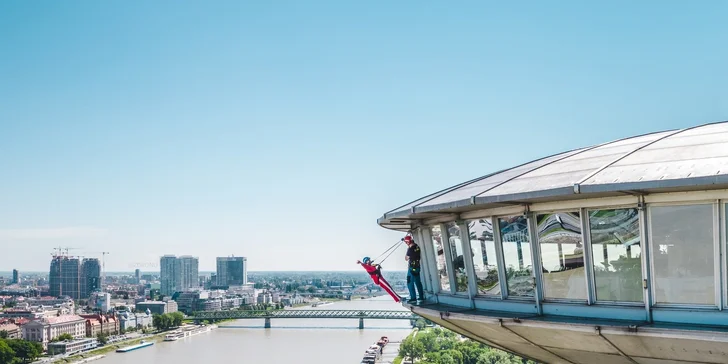 Skywalk UFO tower: adrenalínová prechádzka vo výške 85 m nad zemou