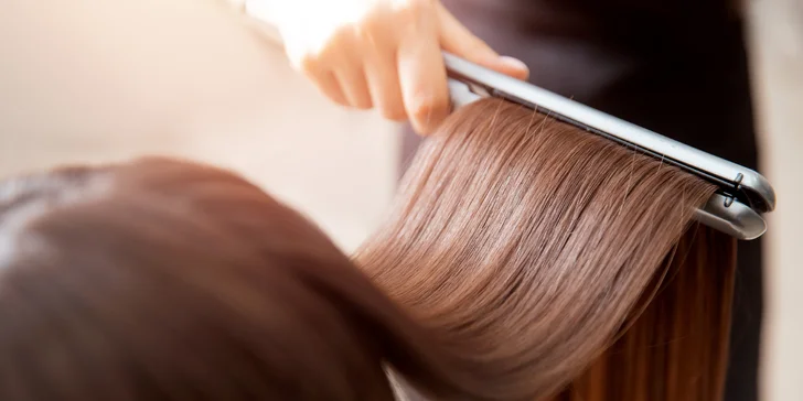 Keratínová kúra pre vyhladenie vlasov či 40 € darčekový poukaz