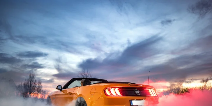 LAMBORGHINI, PORSCHE alebo FORD MUSTANG na veľkom pretekárskom okruhu v Brne alebo Moste: 1 až 5 kôl ako vodič či spolujazdec