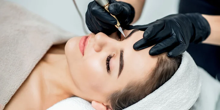 Perfektný permanentný make-up obočia, pier či očných liniek