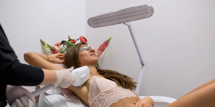Bezbolestná epilácia, odstránenie akné a vyhladenie vrások v jednom