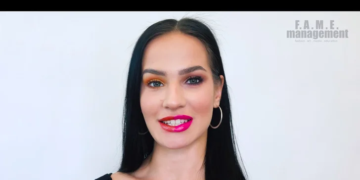 5 druhov online kurzov profesionálneho líčenia