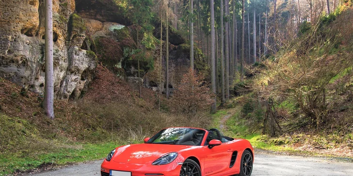 1 až 9 kôl v PORSCHE 718 CABRIO na skutočnom pretekárskom okruhu AUTOMOTODROM BRNO: spolujazdec i vodič