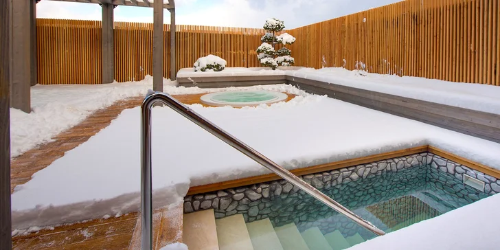 Luxusná dovolenkav novom apartmánovom rezorte nabitom atrakciami: Vlastné SKI centrum, wellness, KIDS zóna a unikátne 3D bludisko