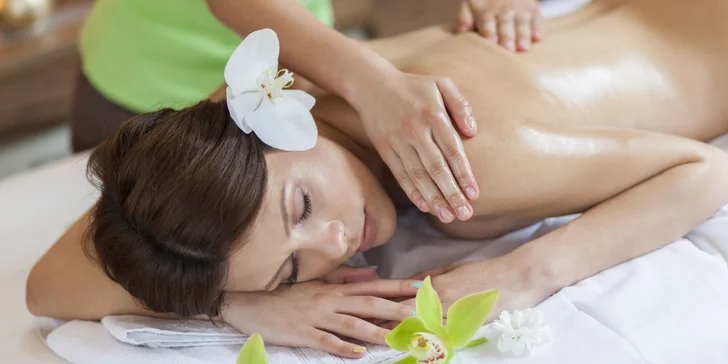 Detoxikačná masáž, aroma peeling či bankovanie