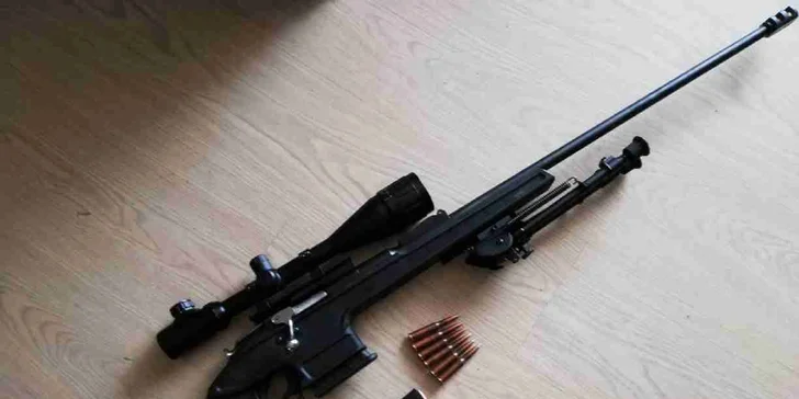 Streľba z dlhej či krátkej zbrane pre každého až na 4 strelniciach
