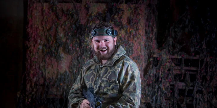 Nadupaný balíček akčnej hry lasertag!