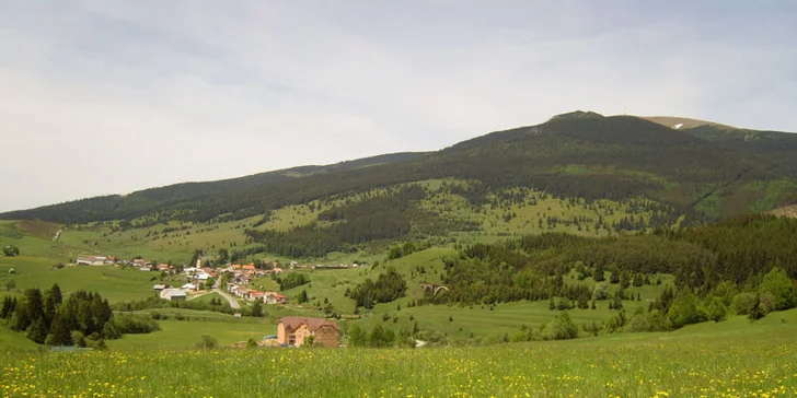 Relax, wellness a lyžovačka v Tatrách pod Kráľovou Hoľou na chate Čučoriedka pre partie alebo rodiny, na výber termíny pobytov až do mája 2016