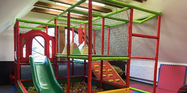 Pobyt plný zážitkov, wellnessu a aktivít pre dospelých aj deti v Resorte Oravský Háj****